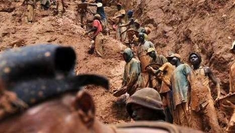 Cameroun : La Banque Mondiale va créer un site web pour accompagner la plateforme de « redevabilité sociale » dans les Mines Travailleurs miniers